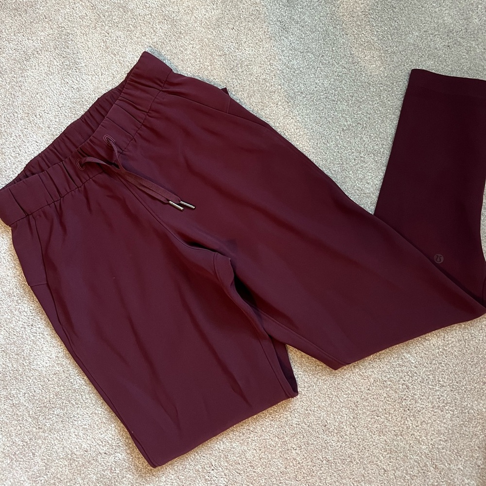 Lululemon On The Move Pant
